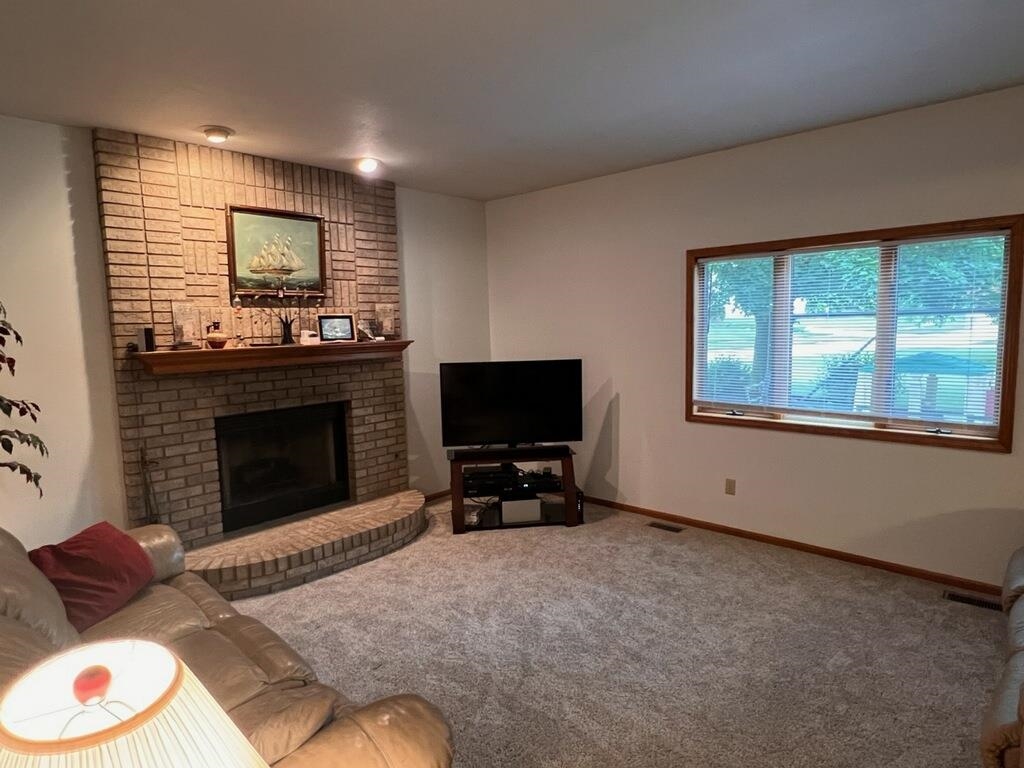 5101 Holly Oak Road Fort Wayne, IN 46845 - Photo 8 of 34 Gallery Image 8
