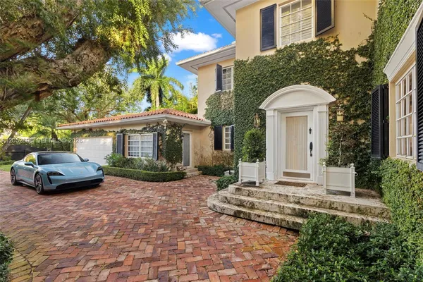$13,000,000 | Di Lido Island, Miami Beach, FL 33139