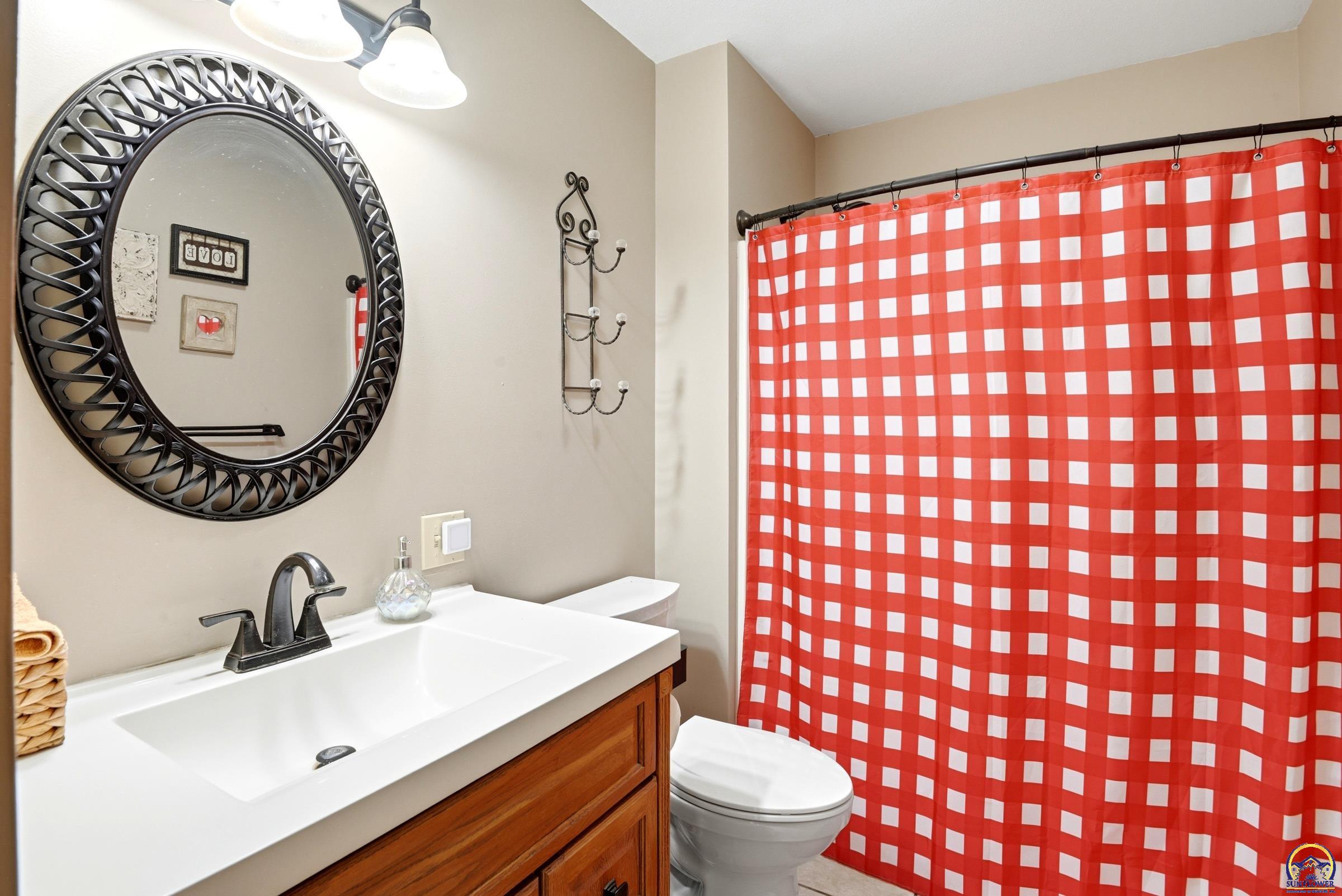 1607 Northwest Lower Silver Lake Road Topeka, KS 66608 - Photo 11 of 18