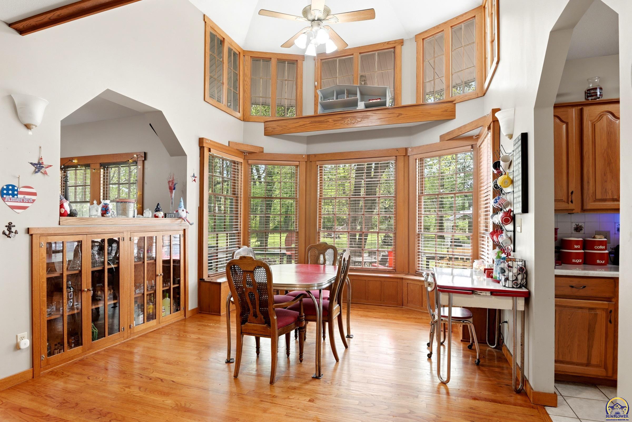 1607 Northwest Lower Silver Lake Road Topeka, KS 66608 - Photo 5 of 18