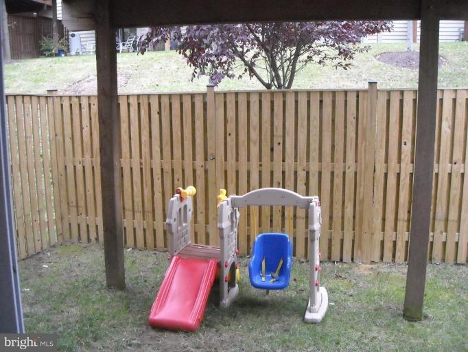 6330 Wind Rider Way Columbia, MD 21045 - Photo 4 of 15 Back yard