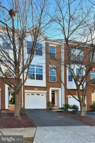 $2,900 | 20384 Bass Rocks Terrace, Ashburn, VA 20147