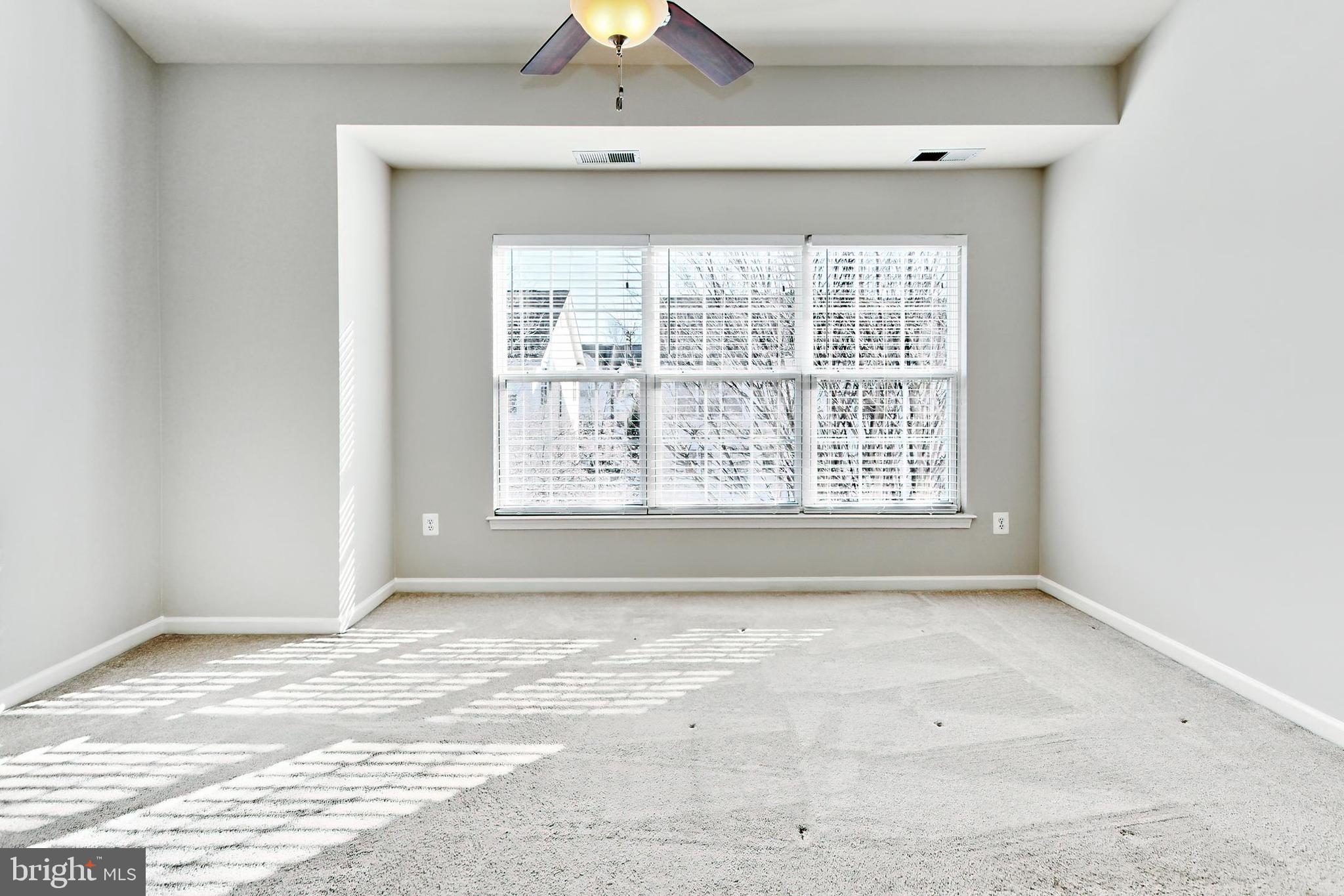 20384 Bass Rocks Terrace Ashburn, VA 20147 - Photo 24 of 44 O.S w/ Triple Windows and Blinds