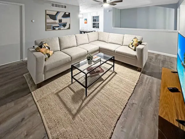 $2,500 | 715 Pennsylvania Avenue, La Porte, IN 46350