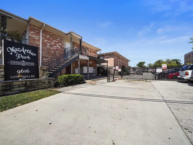 $150,000 | 9616 Long Point Road, Unit 47, Houston, TX 77055