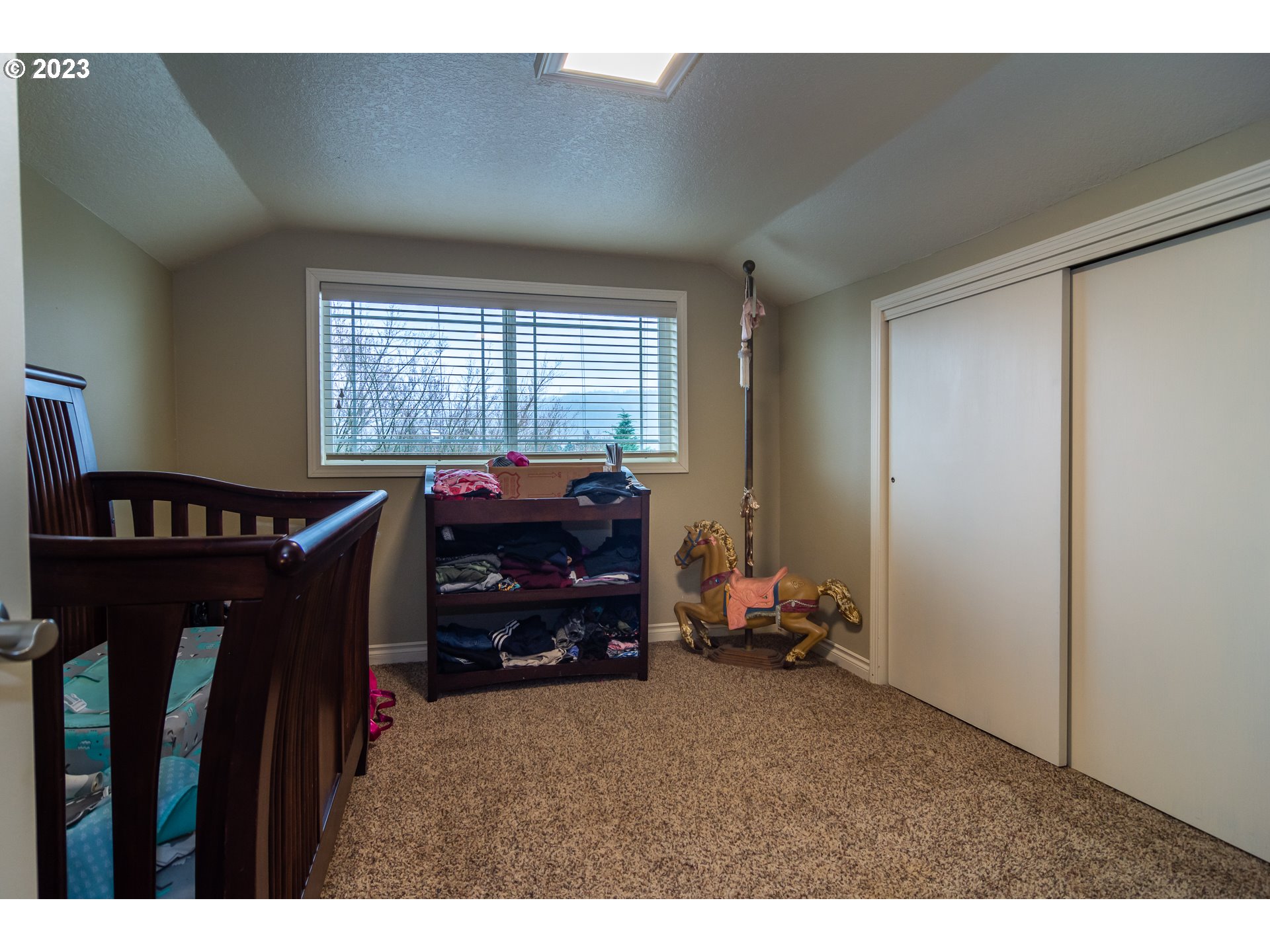 6561 Lookingglass Road Roseburg, OR 97471 - Photo 23 of 48 Bedroom