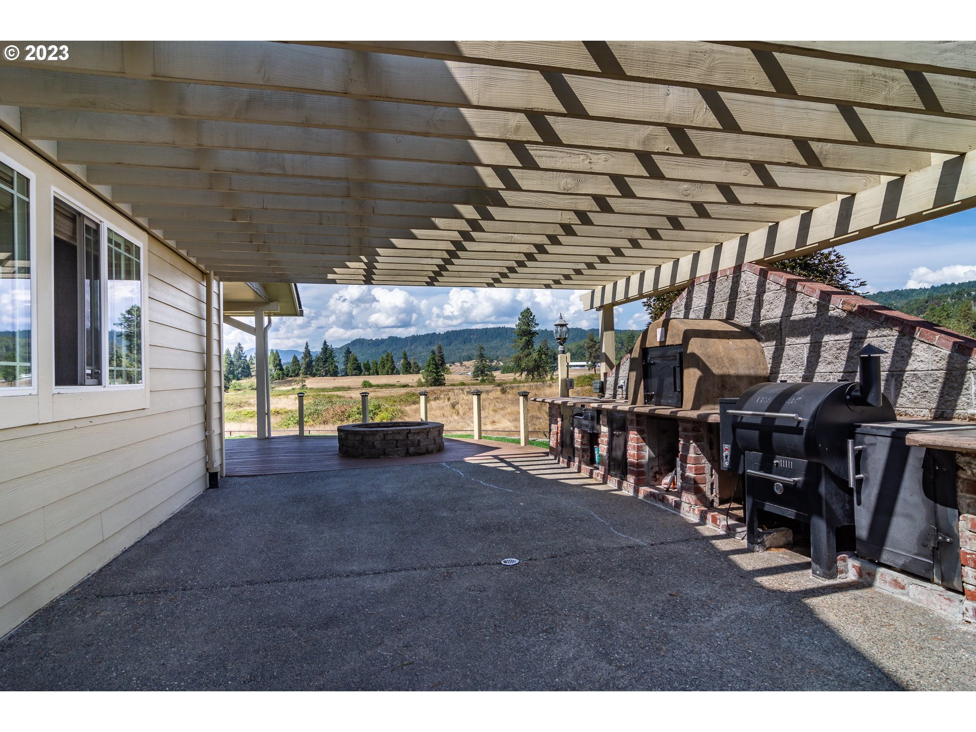 6561 Lookingglass Road Roseburg, OR 97471 - Photo 25 of 48 Gallery Image 25