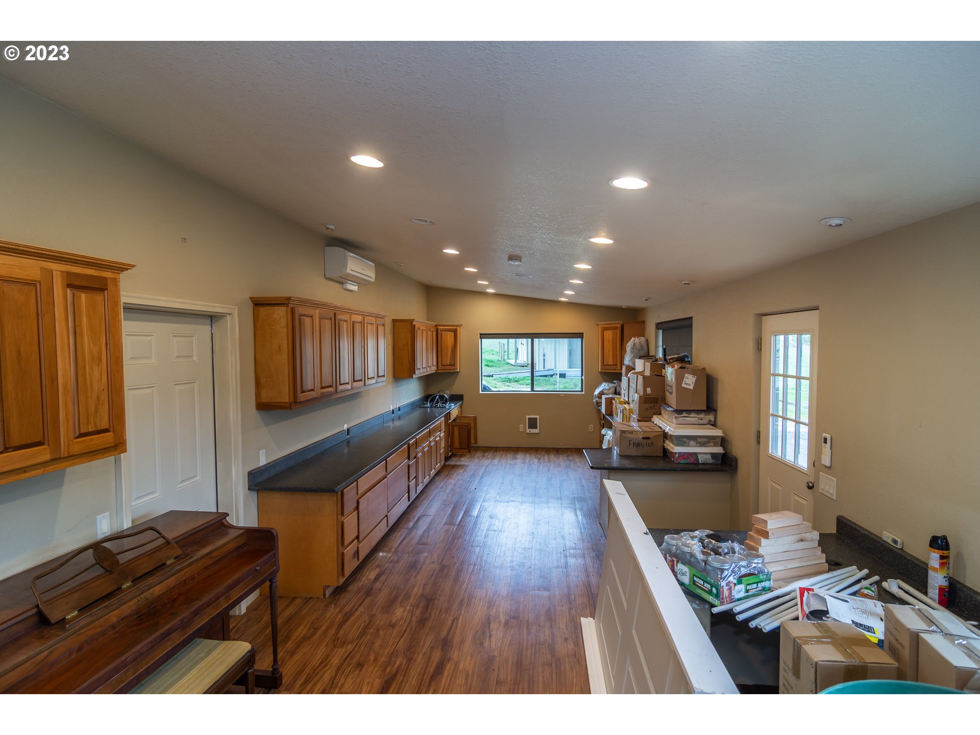 6561 Lookingglass Road Roseburg, OR 97471 - Photo 38 of 48 Bonus Room