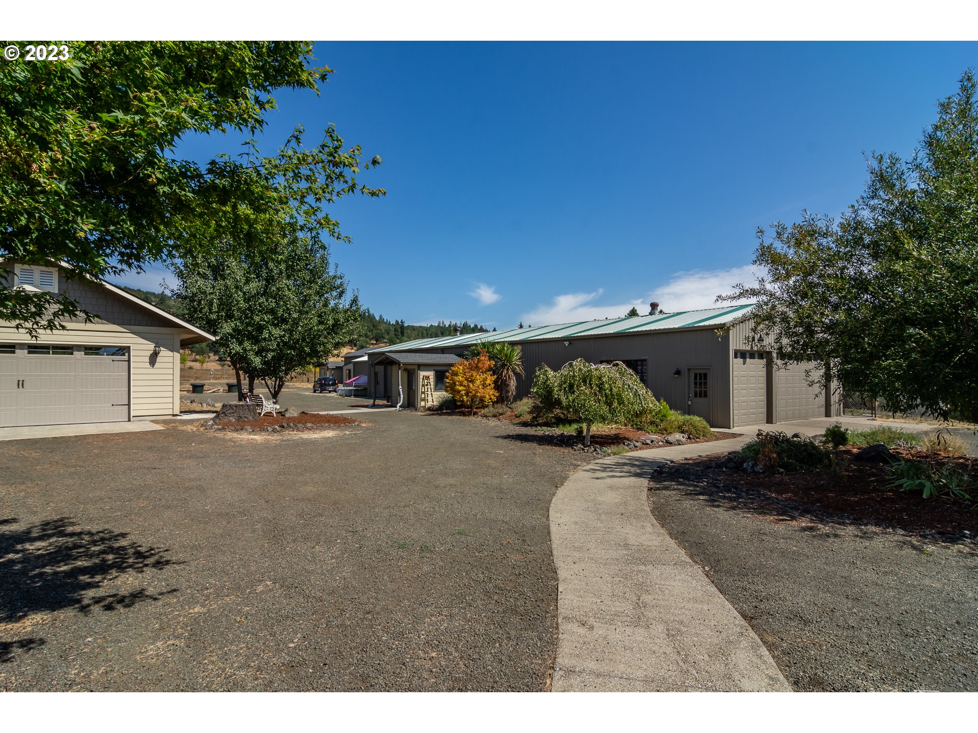 6561 Lookingglass Road Roseburg, OR 97471 - Photo 39 of 48 Gallery Image 39