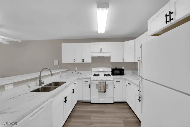 $1,500 | 2110 Sleepy Court, Unit 2110, Las Vegas, NV 89106