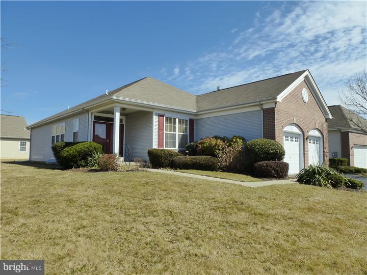 41 Foster Road Pennington, NJ 08534 - Photo 1 of 25 Exterior Front
