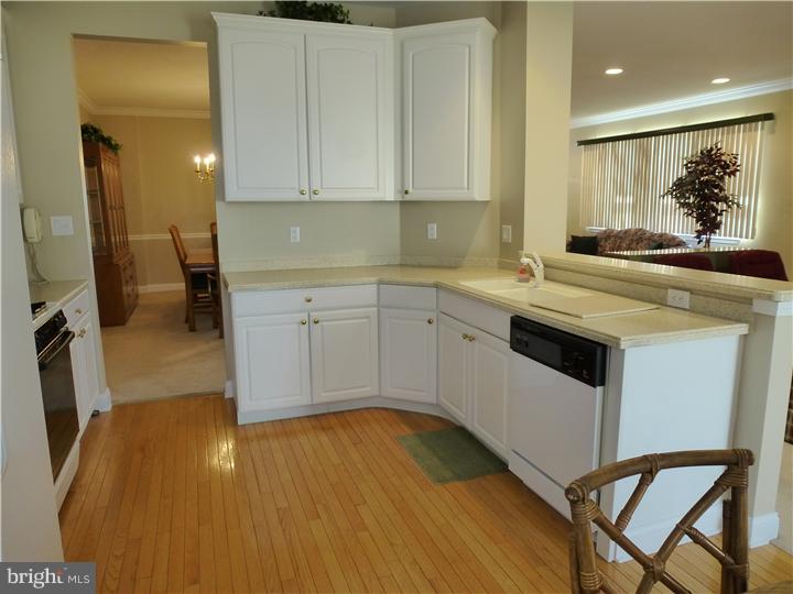 41 Foster Road Pennington, NJ 08534 - Photo 13 of 25 Kitchen