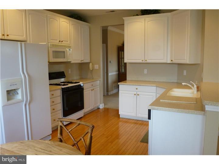 41 Foster Road Pennington, NJ 08534 - Photo 14 of 25 Kitchen