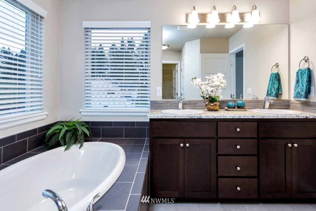 4709 Rosa Court Lacey, WA 98503 - Photo 17 of 25