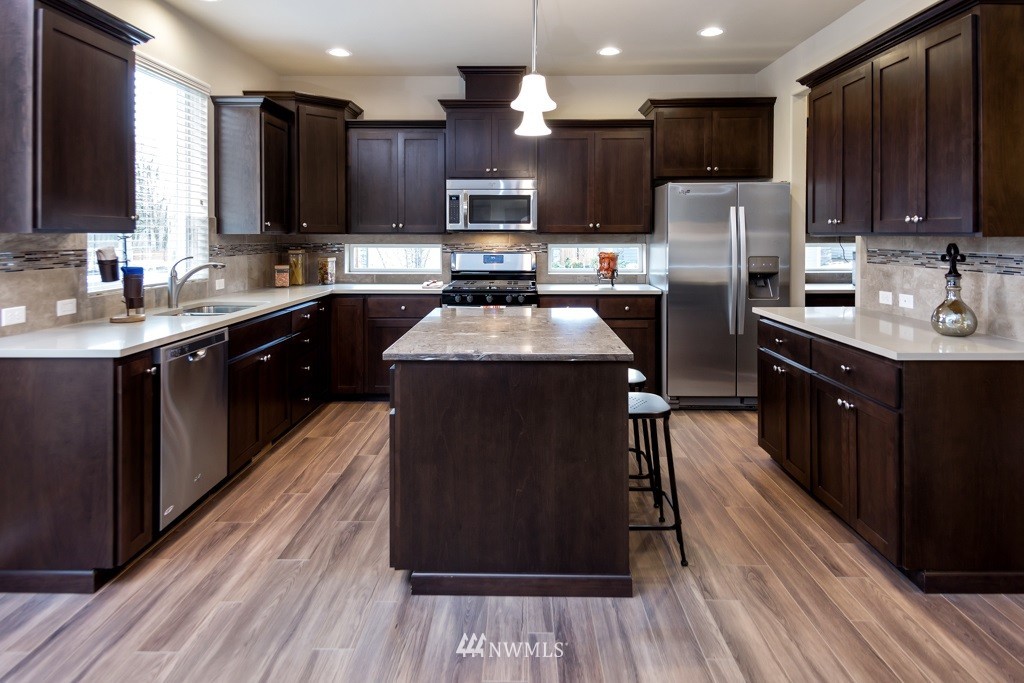 4709 Rosa Court Lacey, WA 98503 - Photo 10 of 25