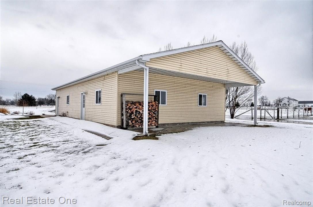 2970 Wagarville Road Gladwin, MI 48624 - Photo 29 of 30 3 car garage with workshop