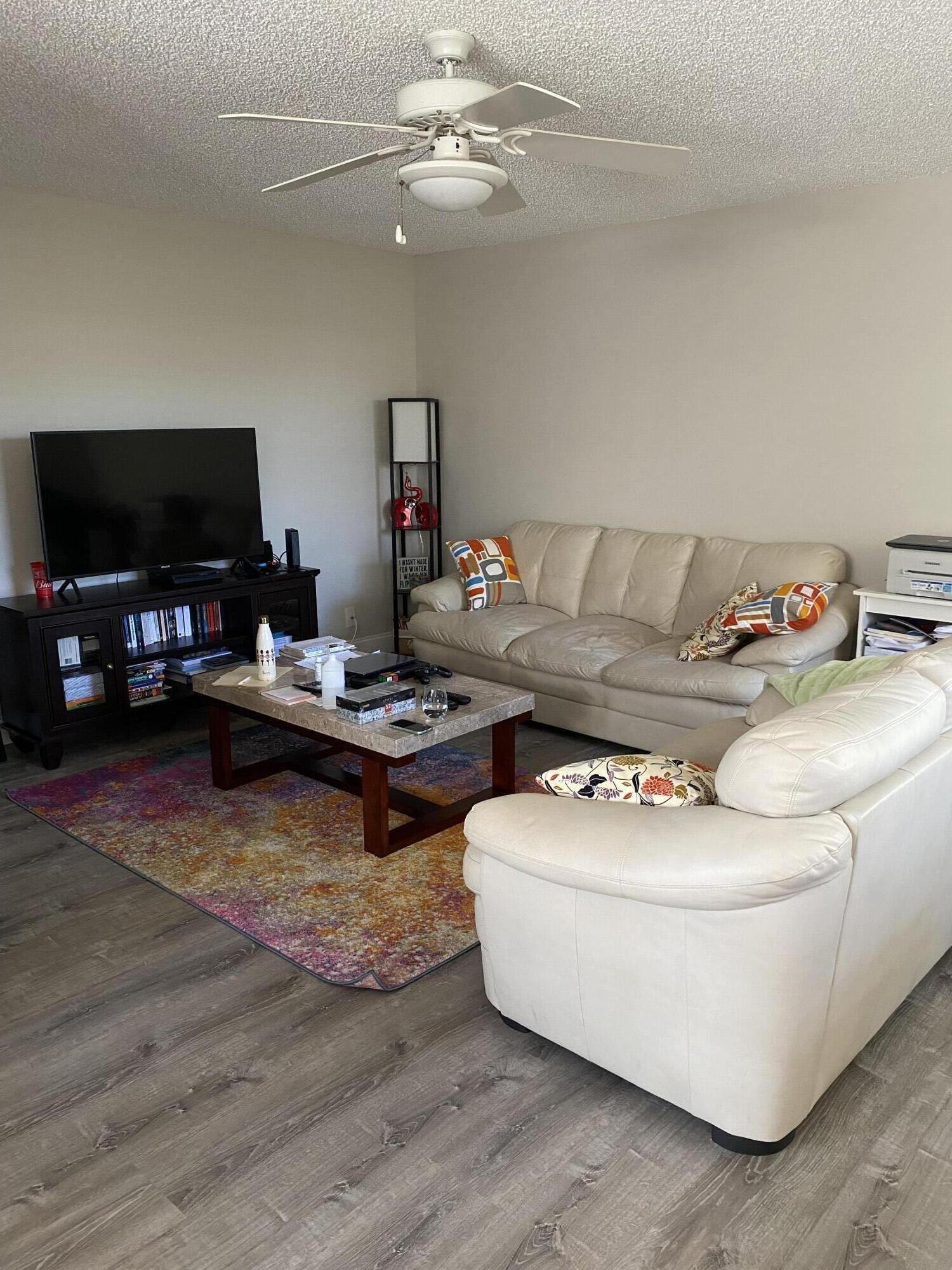 860 Normandy Trail Delray Beach, FL 33484 - Photo 5 of 18 IMG_1520