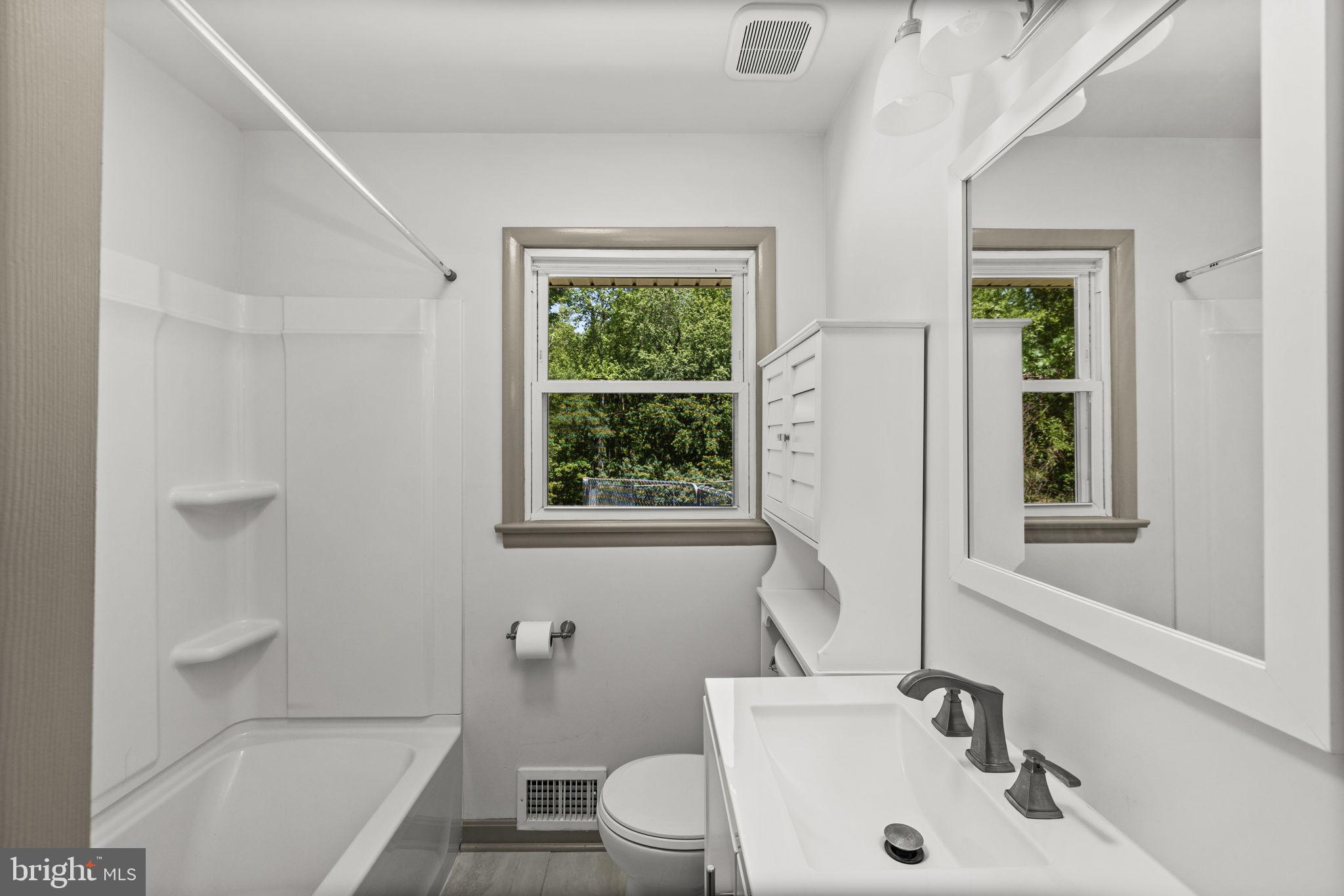17195 Oakshade Road Orange, VA 22960 - Photo 15 of 31 Bright and airy modern bathroom retreat.