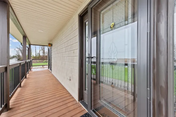 $400,000 | 15643 Milliman Road, Rockwood, MI 48173