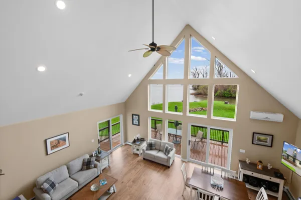 $400,000 | 15643 Milliman Road, Rockwood, MI 48173