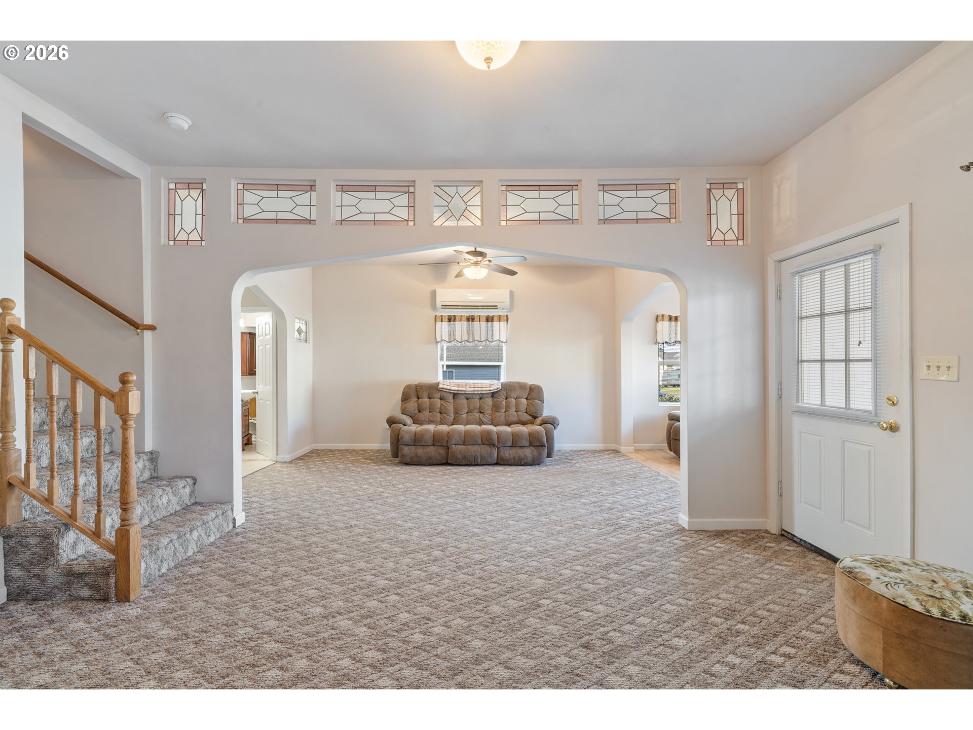 1403 5th Street Tillamook, OR 97141 - Photo 8 of 31 Living Room