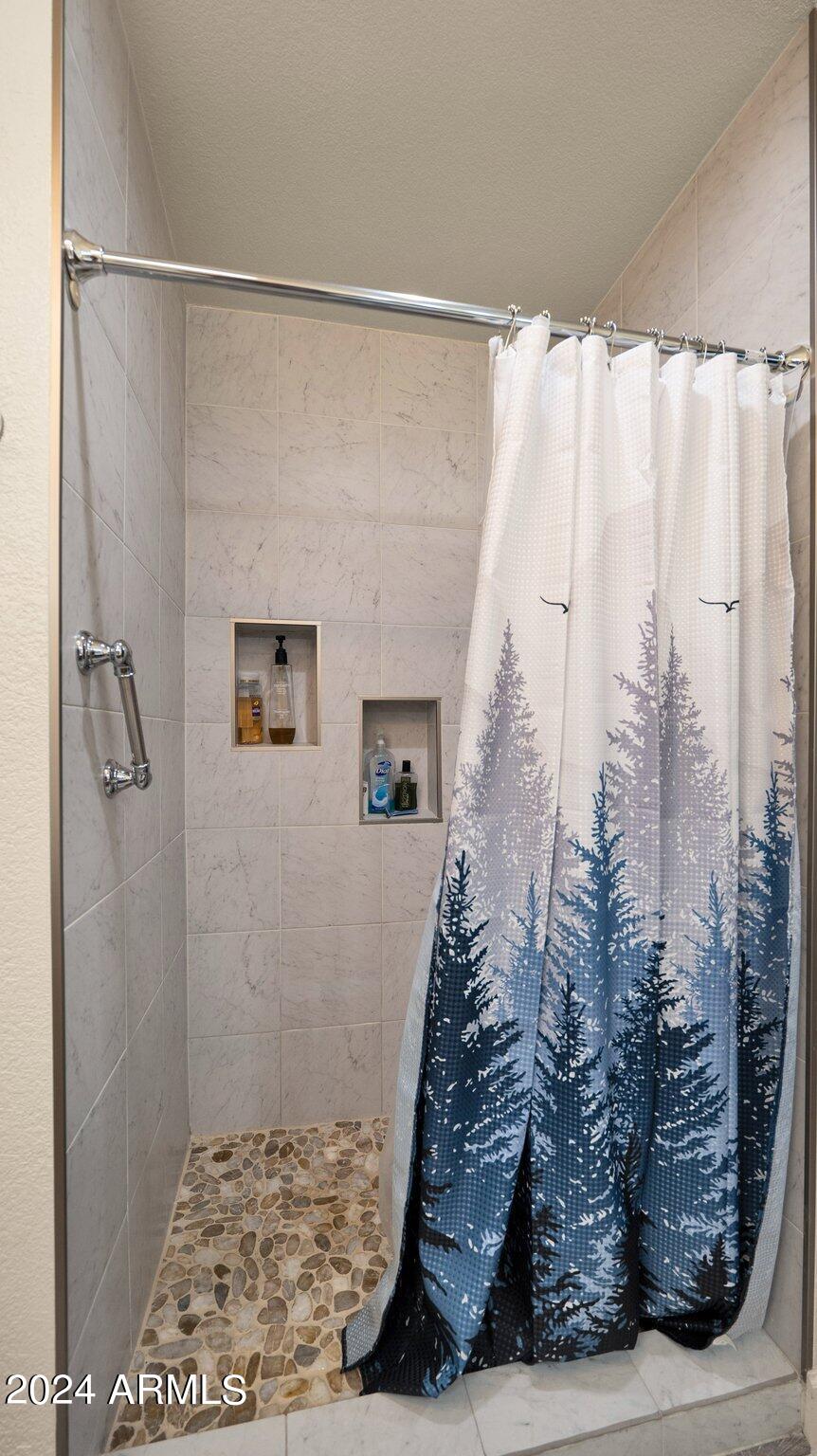 814 East Harwell Road Gilbert, AZ 85234 - Photo 19 of 35 a view of a bathroom