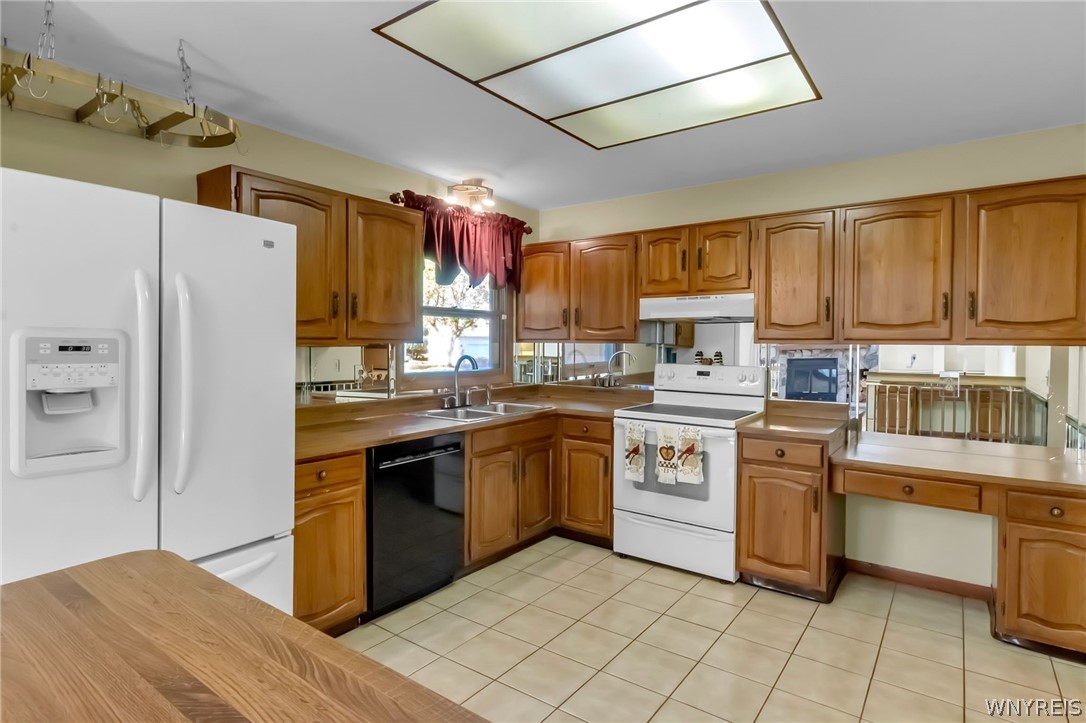 229 Robin Road Amherst, NY 14228 - Photo 9 of 42