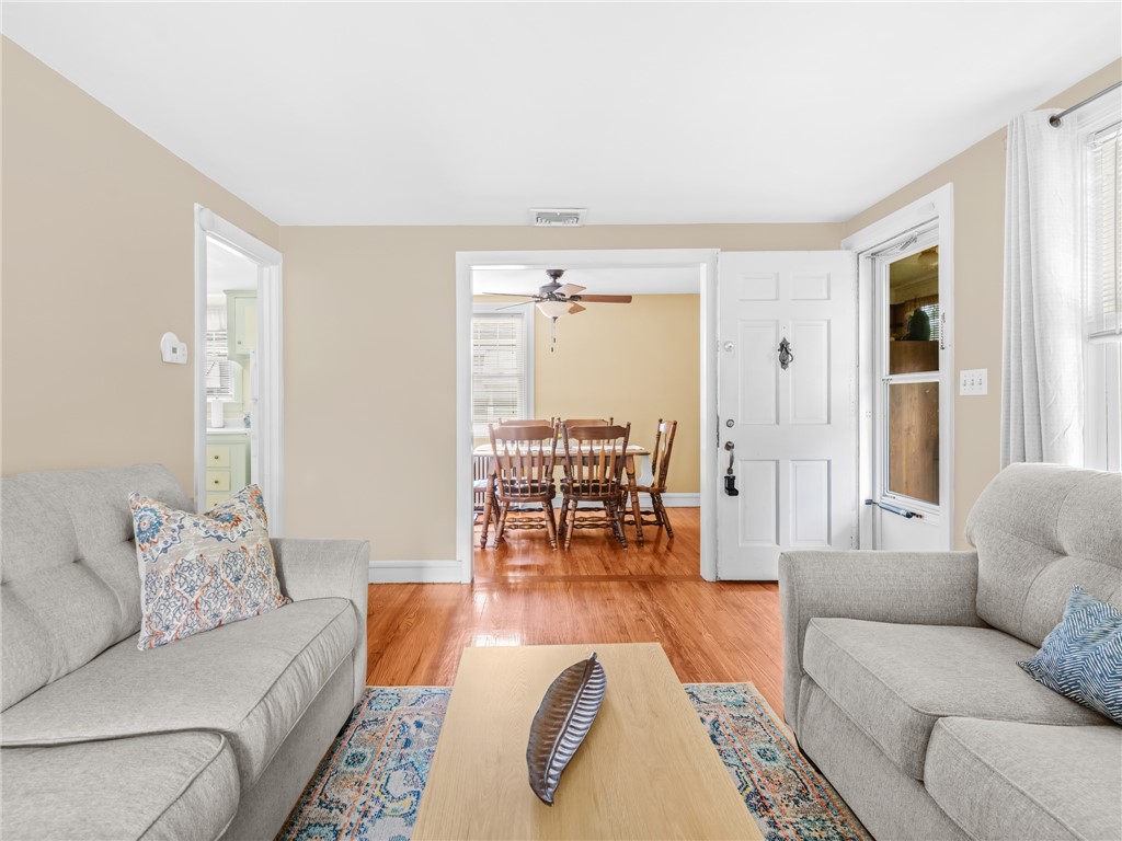 25 Community Road Warwick, RI 02889 - Photo 6 of 24 Living room