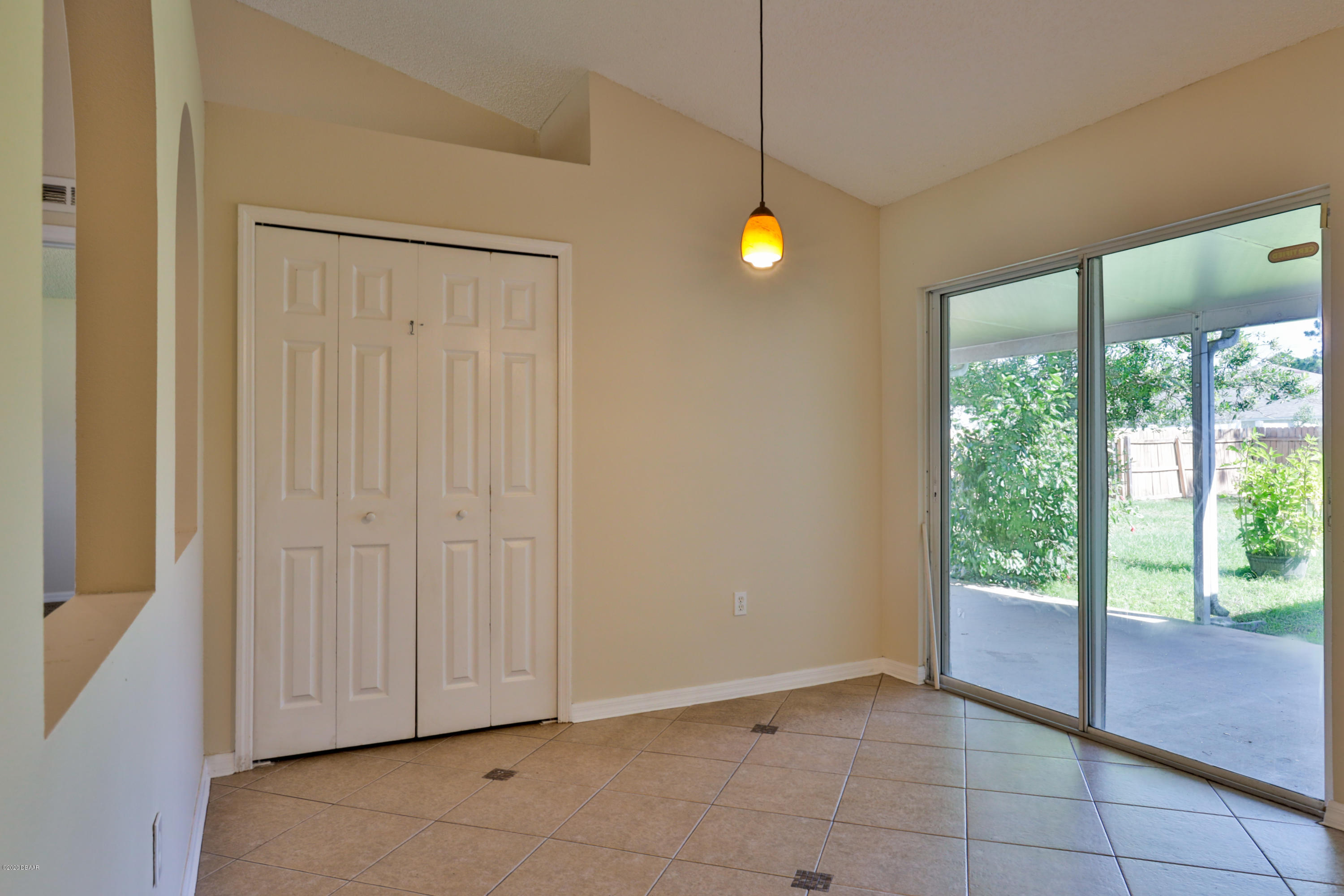 17 Rocking Lane Palm Coast, FL 32164 - Photo 12 of 33 Dining Area