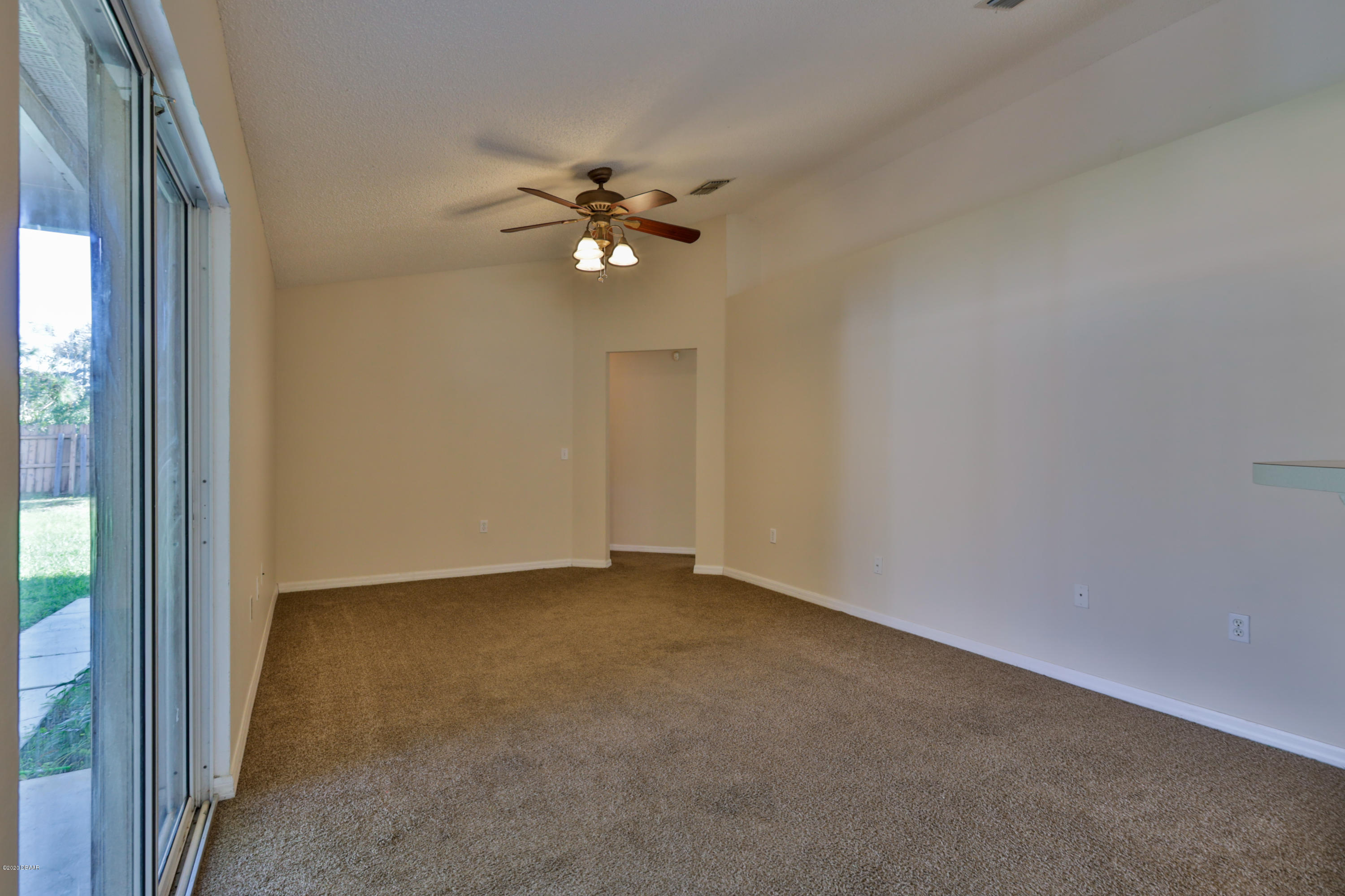 17 Rocking Lane Palm Coast, FL 32164 - Photo 14 of 33 Family Room