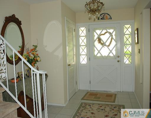5 Chandler Road Edison, NJ 08820 - Photo 6 of 23 a view of entryway