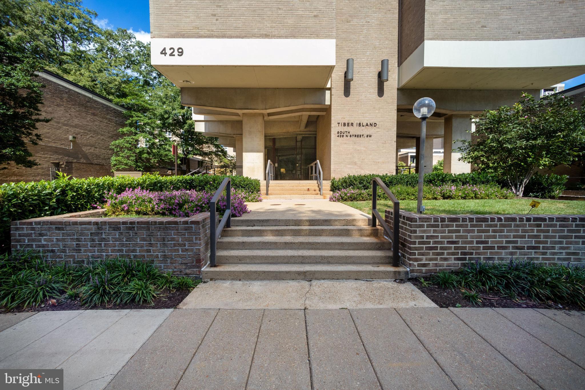 429 N Street Southwest, Unit S501 Washington, DC 20024 - Photo 2 of 29