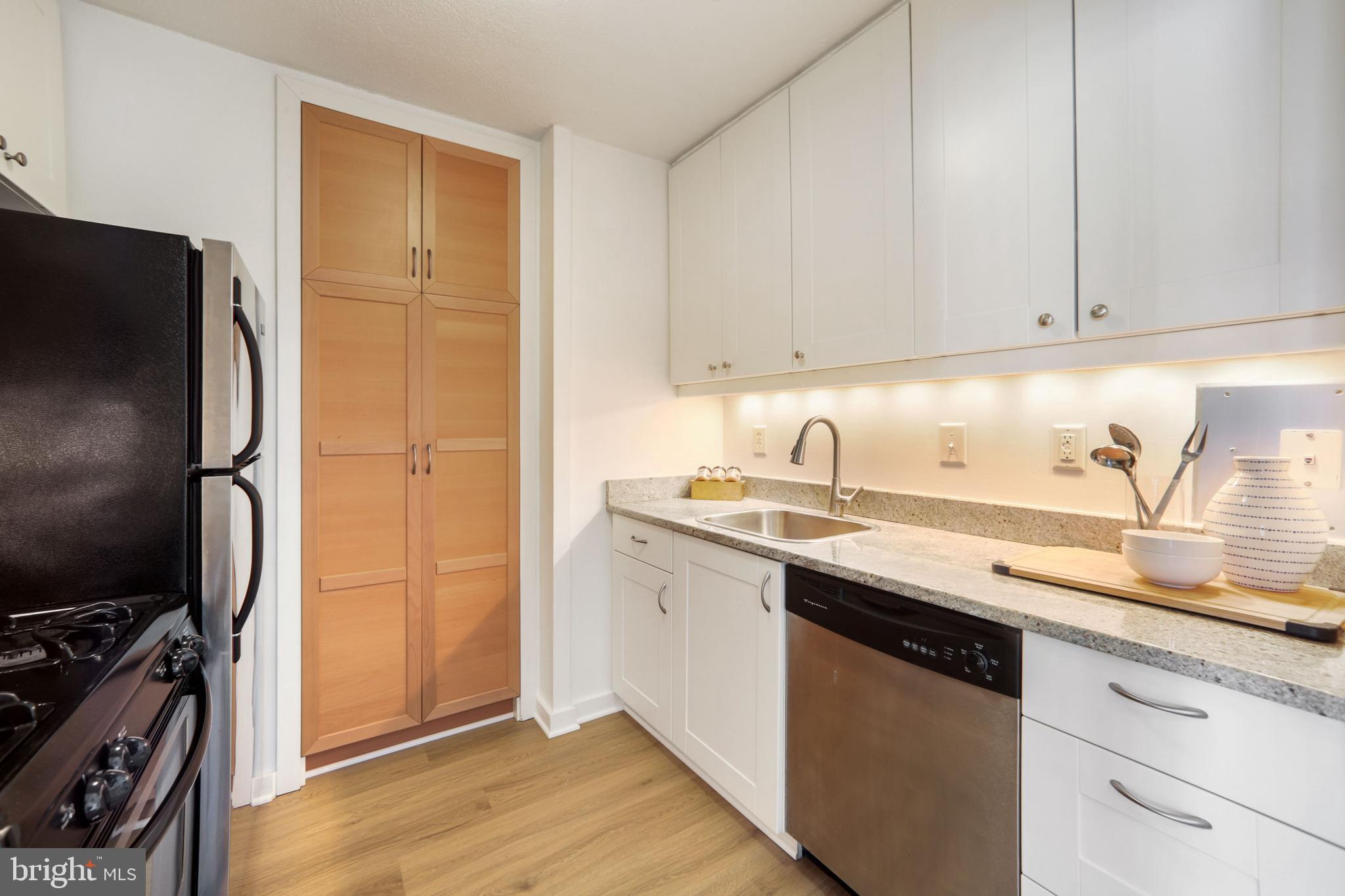 429 N Street Southwest, Unit S501 Washington, DC 20024 - Photo 19 of 29