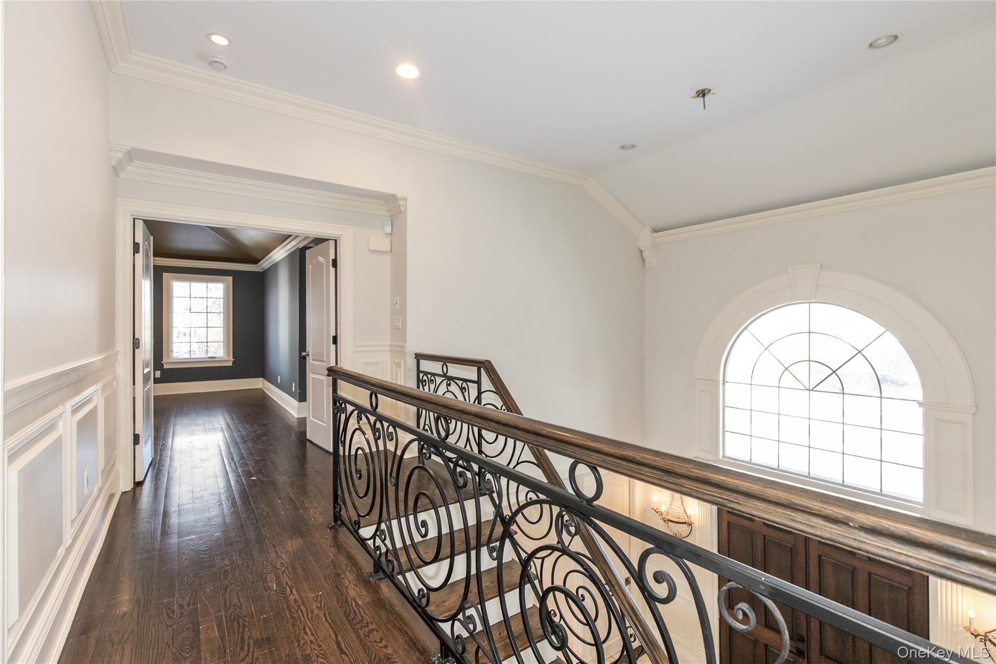 12 Knollwood Road Roslyn, NY 11576 - Photo 18 of 41 a view of an entryway with wooden floor