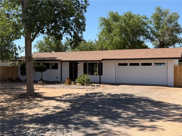 $399,999 | 21975 Mohican Avenue, Apple Valley, CA 92307