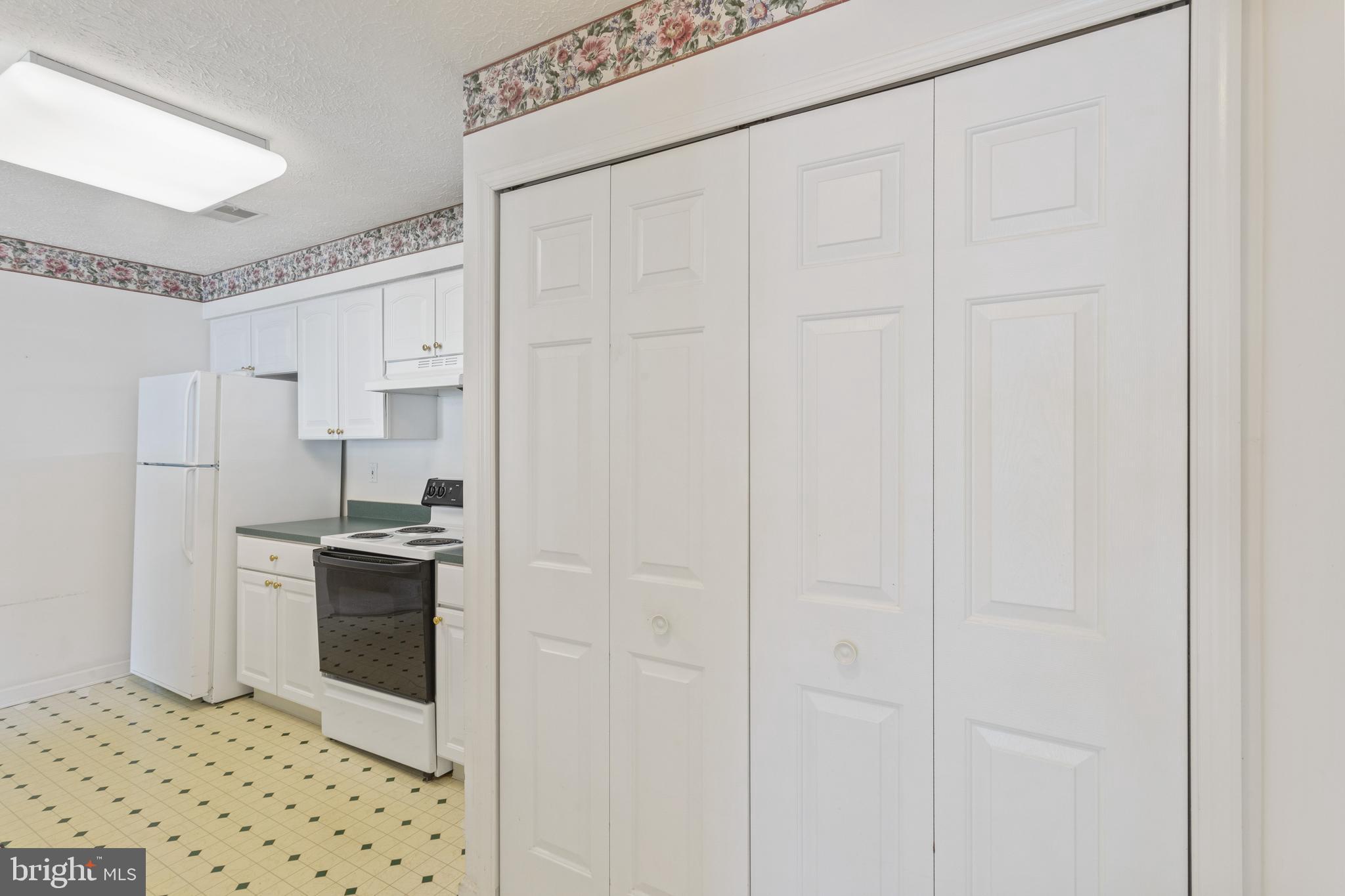 4719 Shellbark Road Owings Mills, MD 21117 - Photo 16 of 32