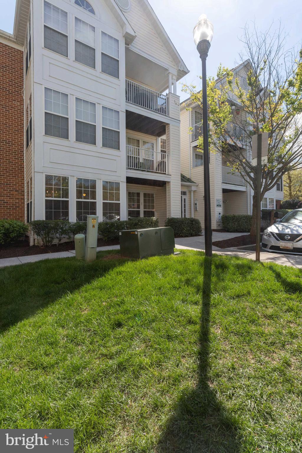 4719 Shellbark Road Owings Mills, MD 21117 - Photo 4 of 32