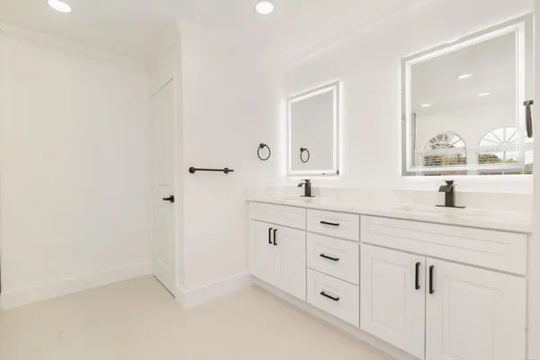 $12,500 | 3517 North Flagler Drive, West Palm Beach, FL 33407