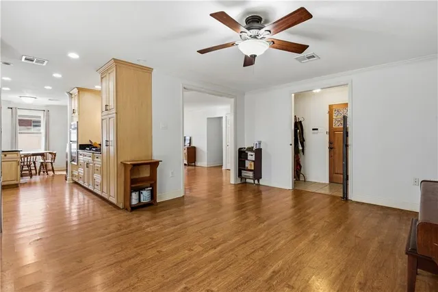 $325,000 | 2313 Belmont Place, Metairie, LA 70001