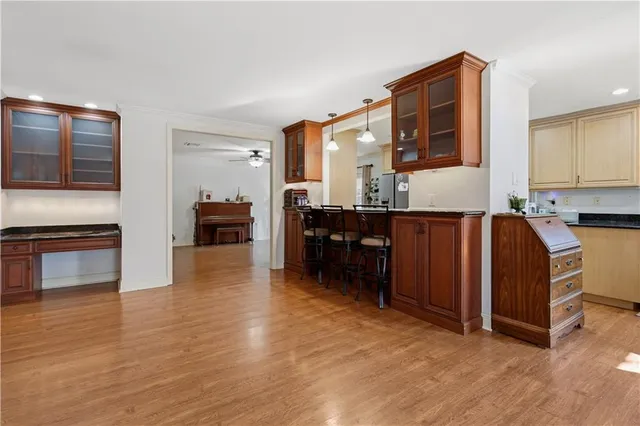 $325,000 | 2313 Belmont Place, Metairie, LA 70001