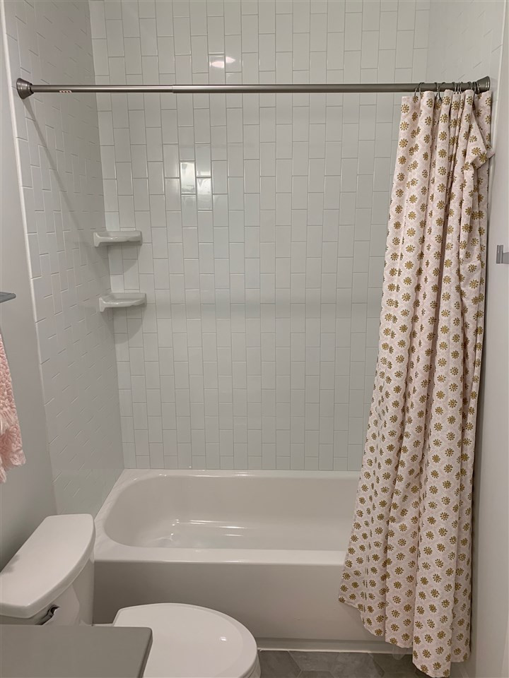 618 Georgetown Road Raleigh, NC 27608 - Photo 15 of 20 Bathroom