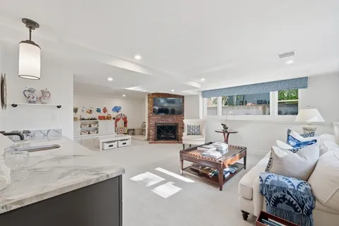 $3,700,000 | 43 Prentiss Lane, Belmont, MA 02478
