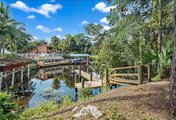 $3,500 | 522 Southwest Timber Trail, Stuart, FL 34997