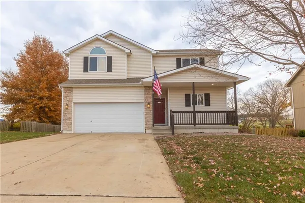 911 West 7th Avenue, Kearney, MO 64060