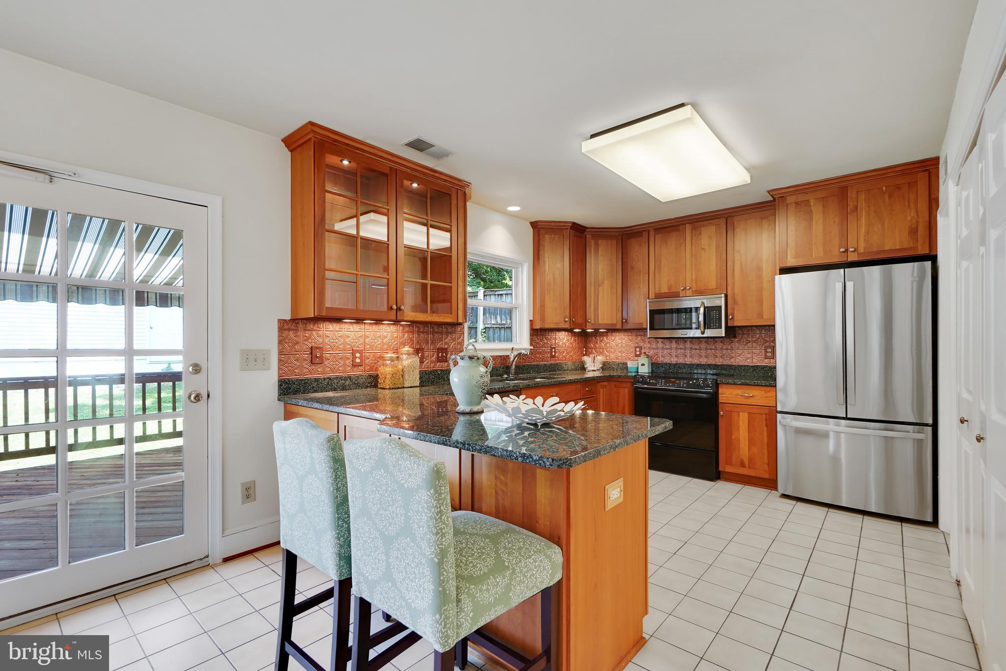 2215 Salisbury Road Silver Spring, MD 20910 - Photo 12 of 44 Breakfast Bar