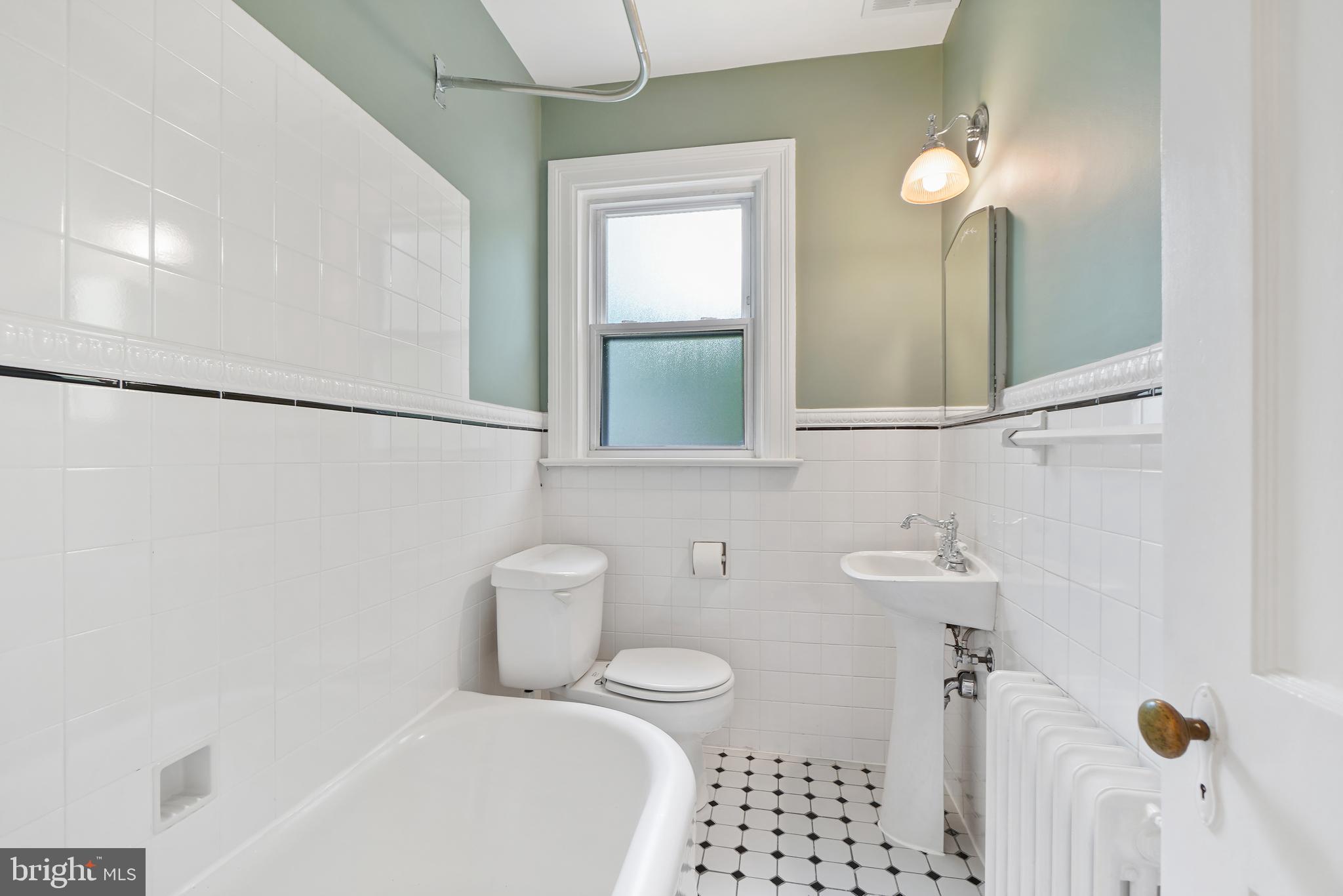 2215 Salisbury Road Silver Spring, MD 20910 - Photo 16 of 44 Main Level Bathroom