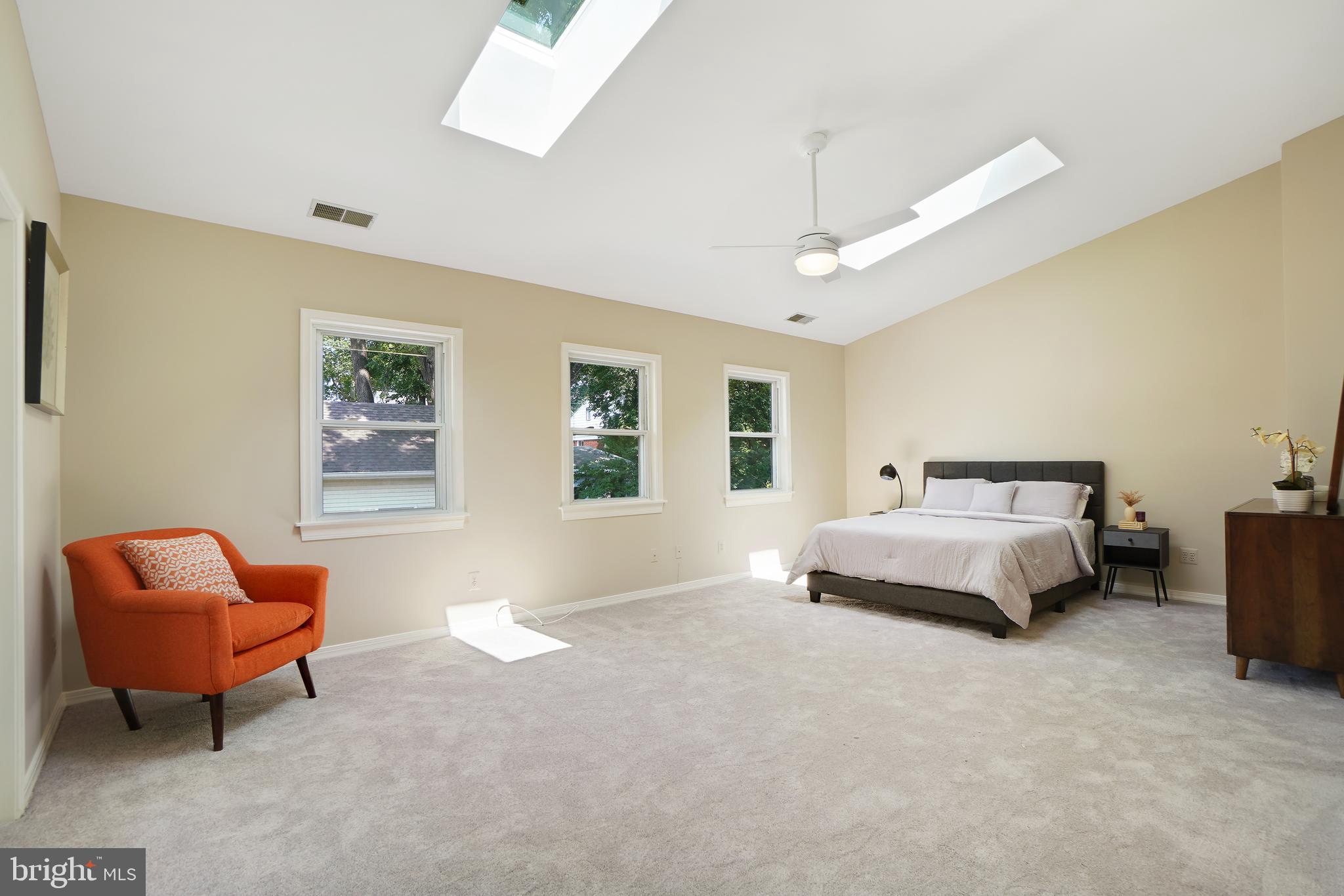 2215 Salisbury Road Silver Spring, MD 20910 - Photo 21 of 44 Light-Filled Primary Suite