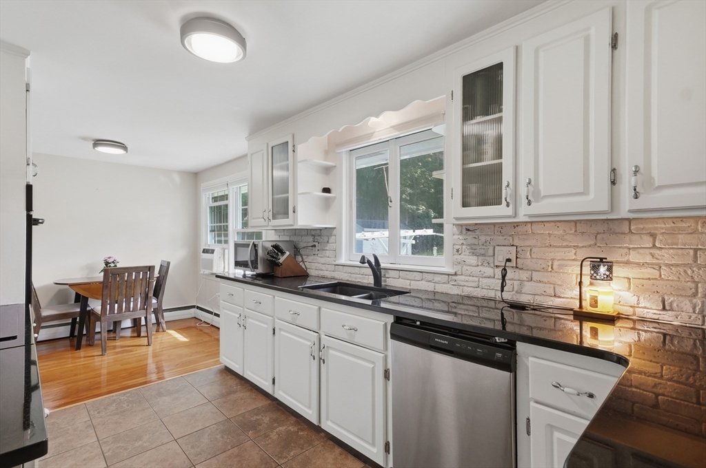 51 Tyler Street Methuen, MA 01844 - Photo 26 of 42