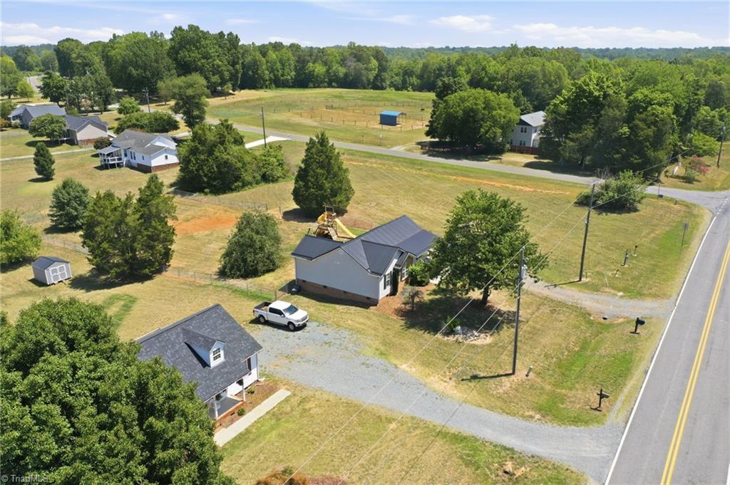 1502 Gibbs Road Reidsville, NC 27320 - Photo 35 of 36