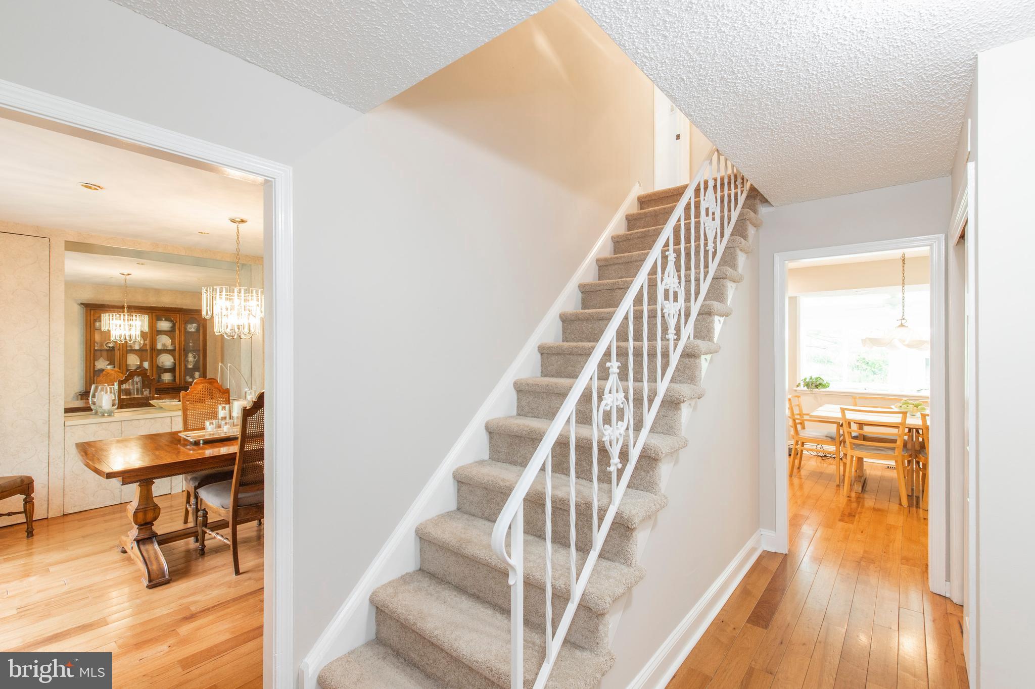 220 Glen Riddle Road Media, PA 19063 - Photo 4 of 43 Hallway/Stairs